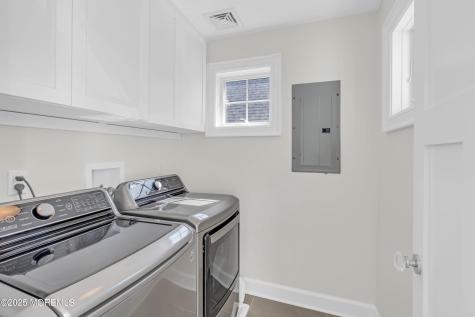 22 2nd Avenue Manasquan NJ 08736