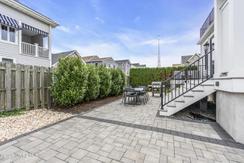 22 2nd Avenue Manasquan NJ 08736