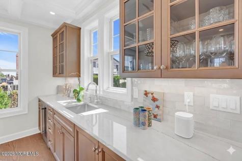 22 2nd Avenue Manasquan NJ 08736