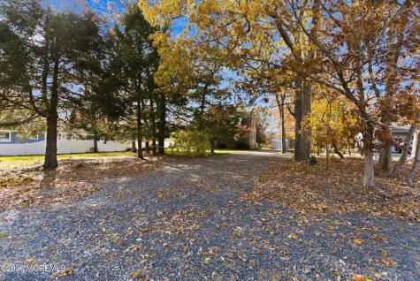 247 Serpentine Drive Bayville NJ 08721