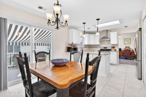 538 N Petunia Lane N Whiting NJ 08759