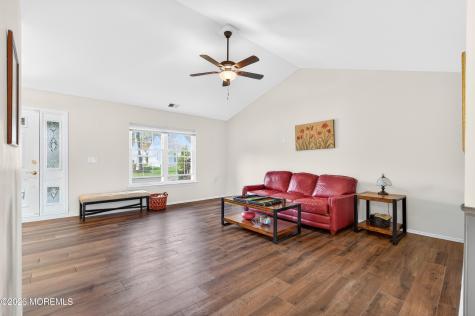 538 N Petunia Lane N Whiting NJ 08759