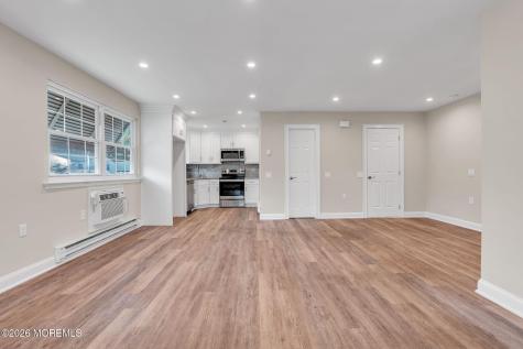 30 Easton Drive Whiting NJ 08759