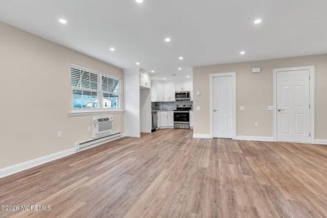 30 Easton Drive Whiting NJ 08759