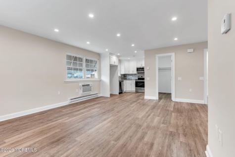 30 Easton Drive Whiting NJ 08759
