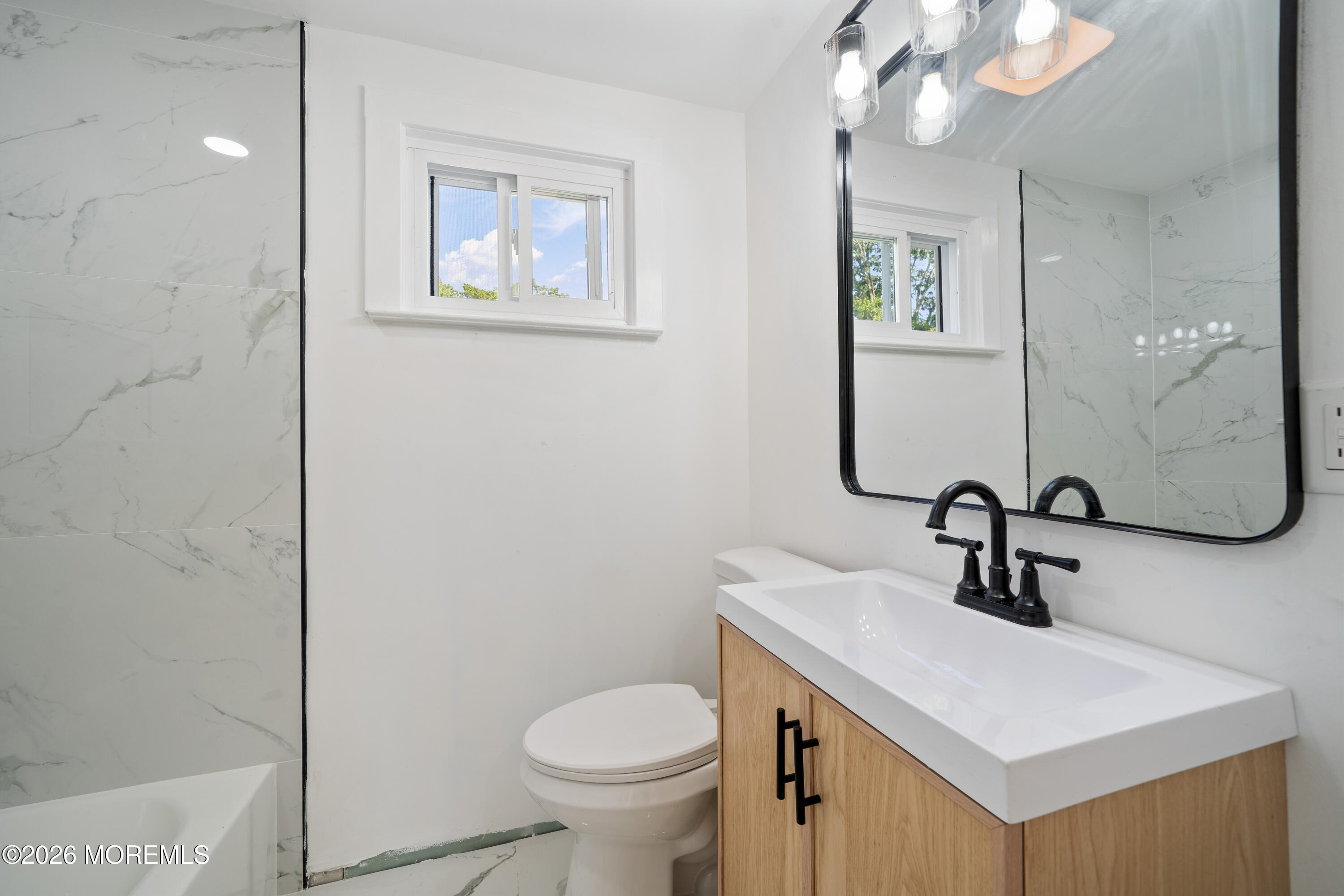 33 Glen Road Howell NJ 07731