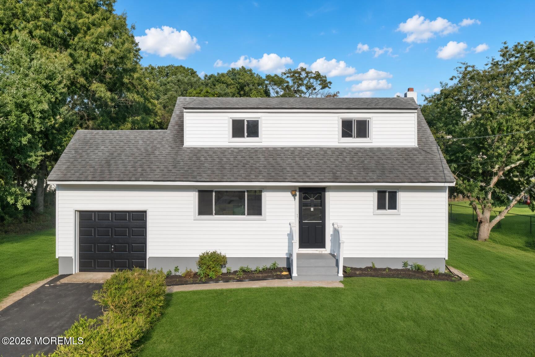 33 Glen Road Howell NJ 07731