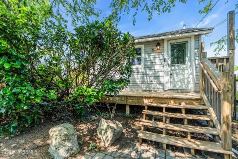 3 Bellevue Avenue Leonardo NJ 07737