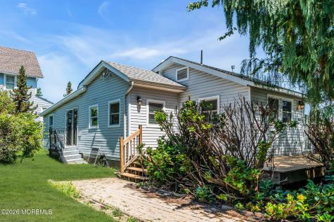 3 Bellevue Avenue Leonardo NJ 07737