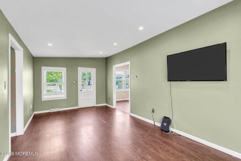 3 Bellevue Avenue Leonardo NJ 07737