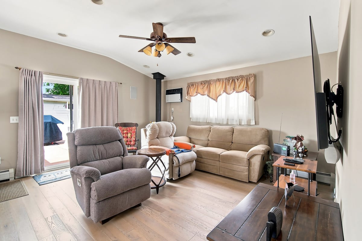 11 Fox Avenue Keansburg NJ 07734