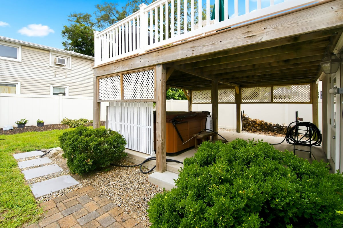 11 Fox Avenue Keansburg NJ 07734