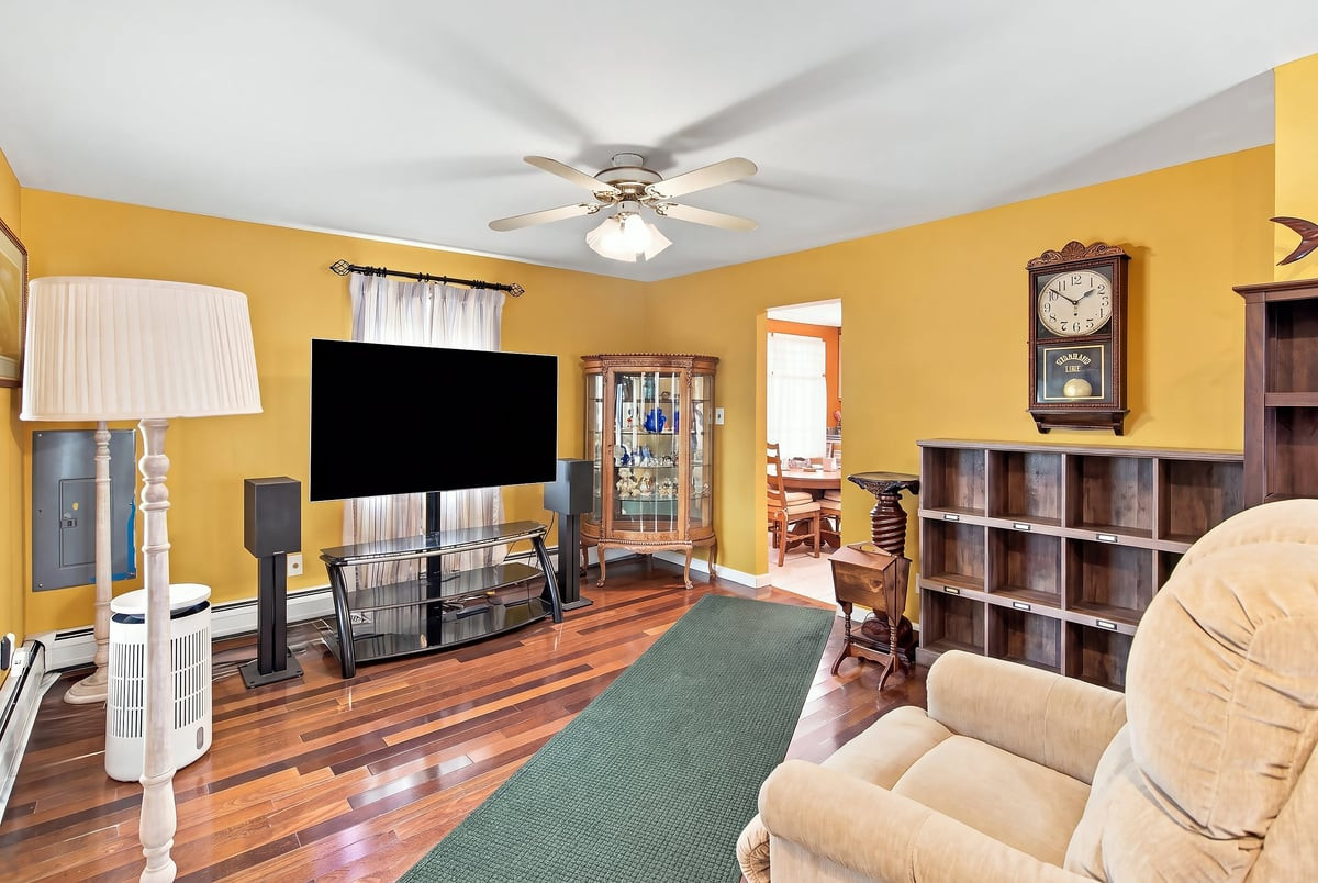 11 Fox Avenue Keansburg NJ 07734