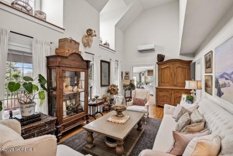 117 Burlington Path Road Cream Ridge NJ 08514
