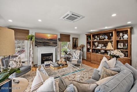117 Burlington Path Road Cream Ridge NJ 08514
