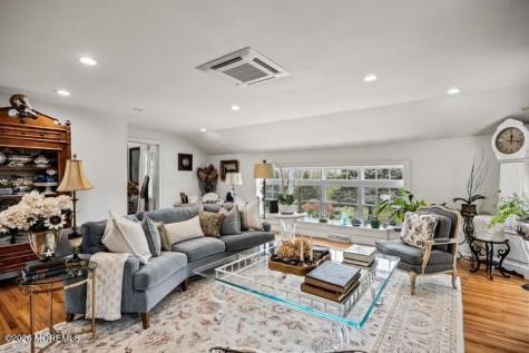117 Burlington Path Road Cream Ridge NJ 08514