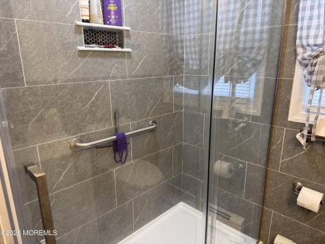 2 Brakenbury Drive Toms River NJ 08757