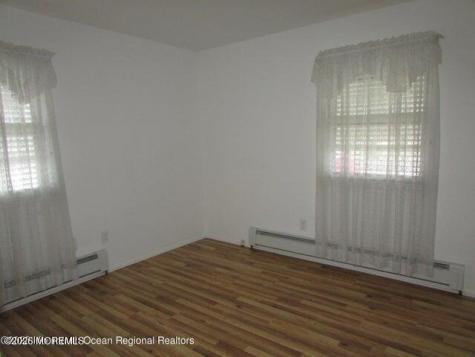 2 Brakenbury Drive Toms River NJ 08757