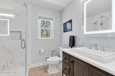 68 Jennifer Drive Middletown NJ 07701