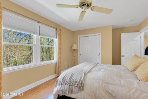 68 Jennifer Drive Middletown NJ 07701