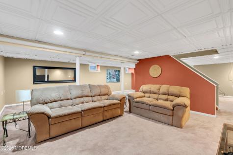 68 Jennifer Drive Middletown NJ 07701