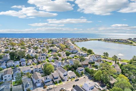 1828 Laurel Terrace Lake Como NJ 07719