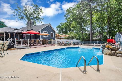 208 Quail Lane S Lanoka Harbor NJ 08734