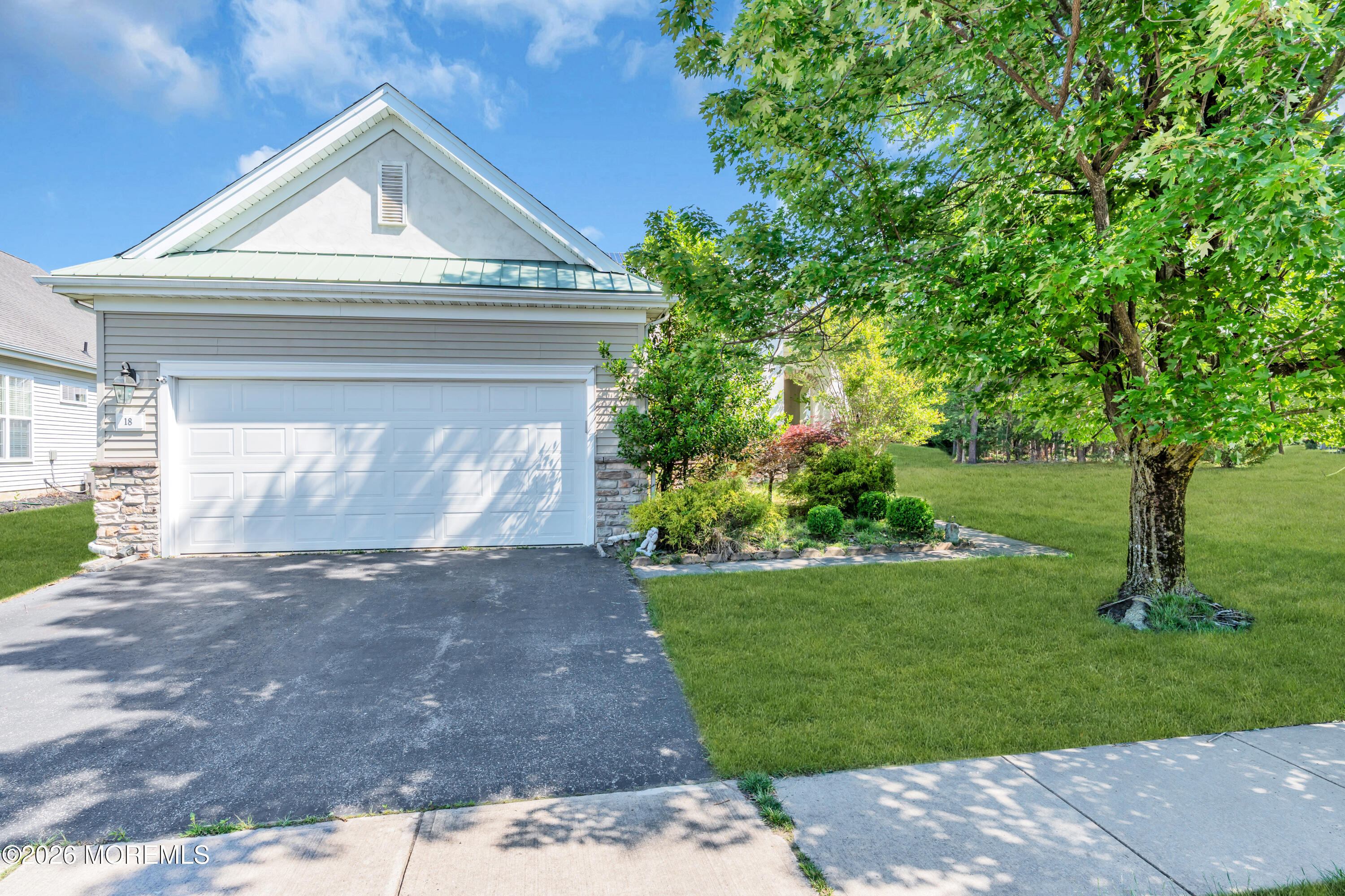 Barnegat NJ, 18 Hatteras Way