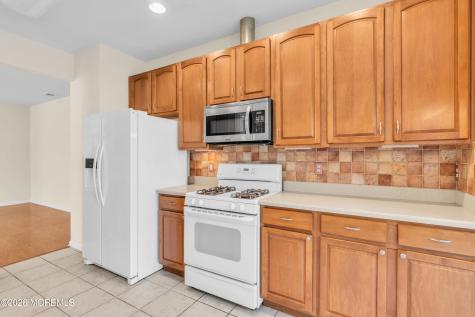 18 Hatteras Way Barnegat NJ 08005