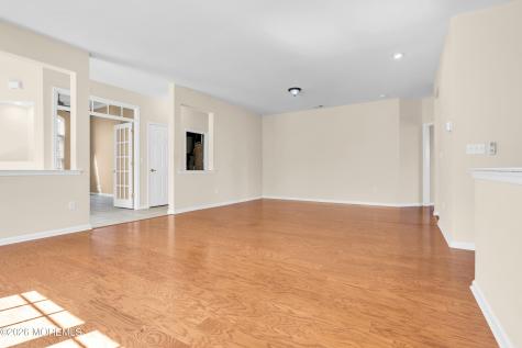 18 Hatteras Way Barnegat NJ 08005