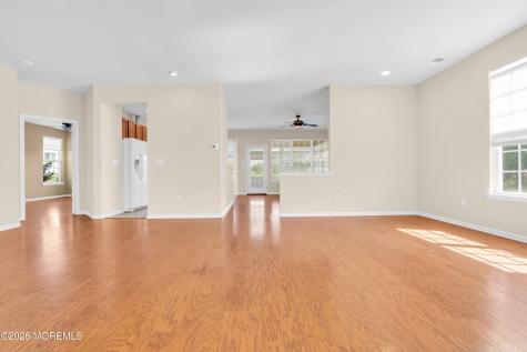18 Hatteras Way Barnegat NJ 08005