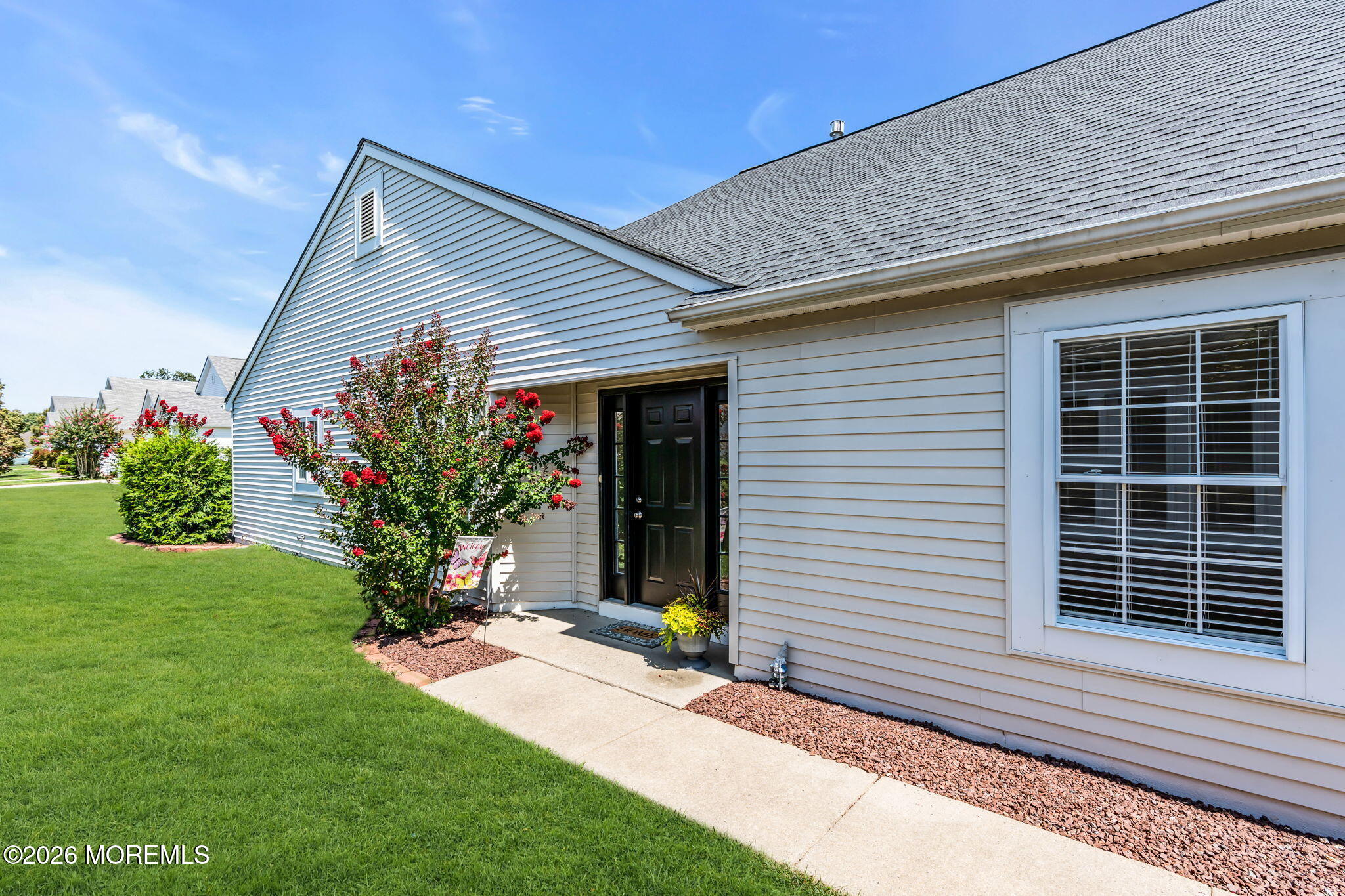 8 Grosunor Court Jackson NJ 08527
