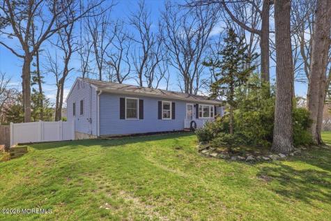 825 Center Street Forked River NJ 08731