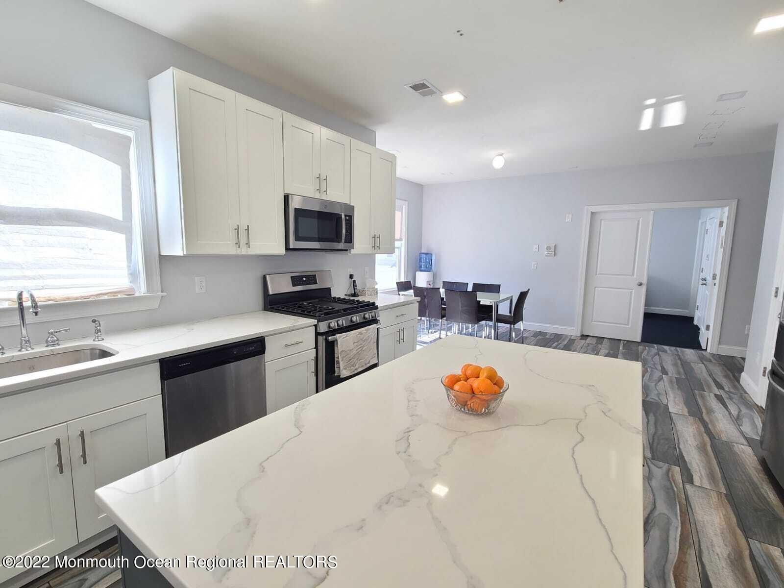 72 Bradhurst Avenue Lakewood NJ 08701