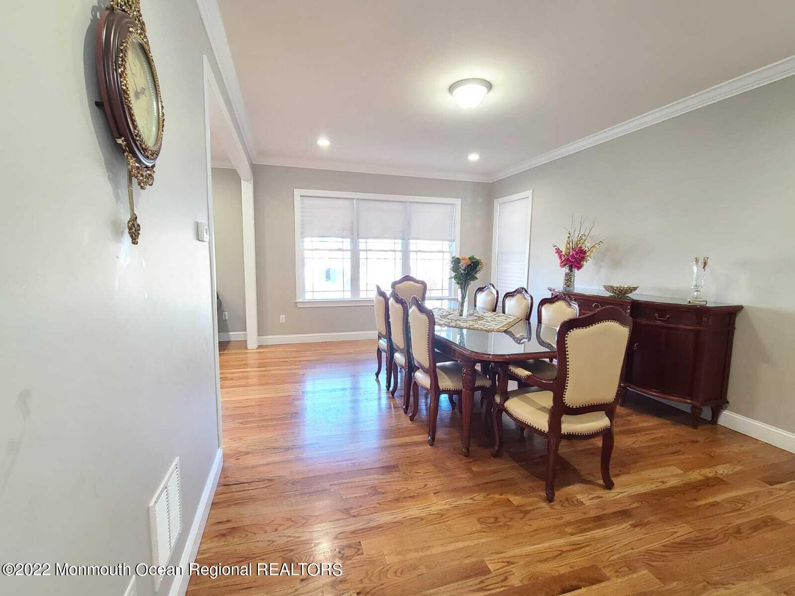 72 Bradhurst Avenue Lakewood NJ 08701