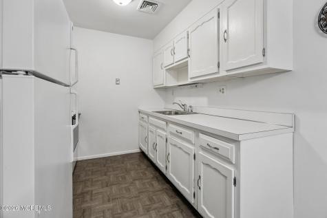 891B Inverness Court Lakewood NJ 08701