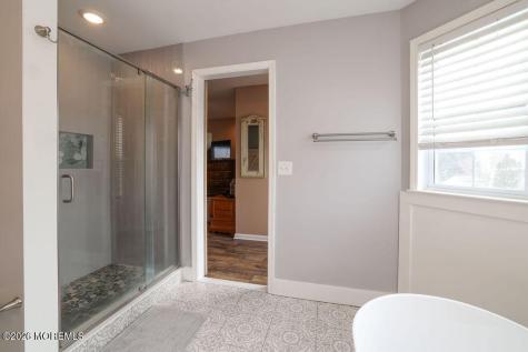 337 Leeward Road Manahawkin NJ 08050