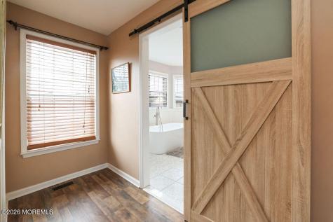 337 Leeward Road Manahawkin NJ 08050