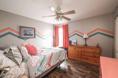 337 Leeward Road Manahawkin NJ 08050