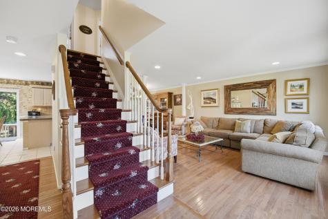 352 Chestnut Drive Manahawkin NJ 08050
