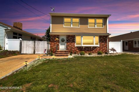 35 Furman Avenue Sayreville NJ 08872