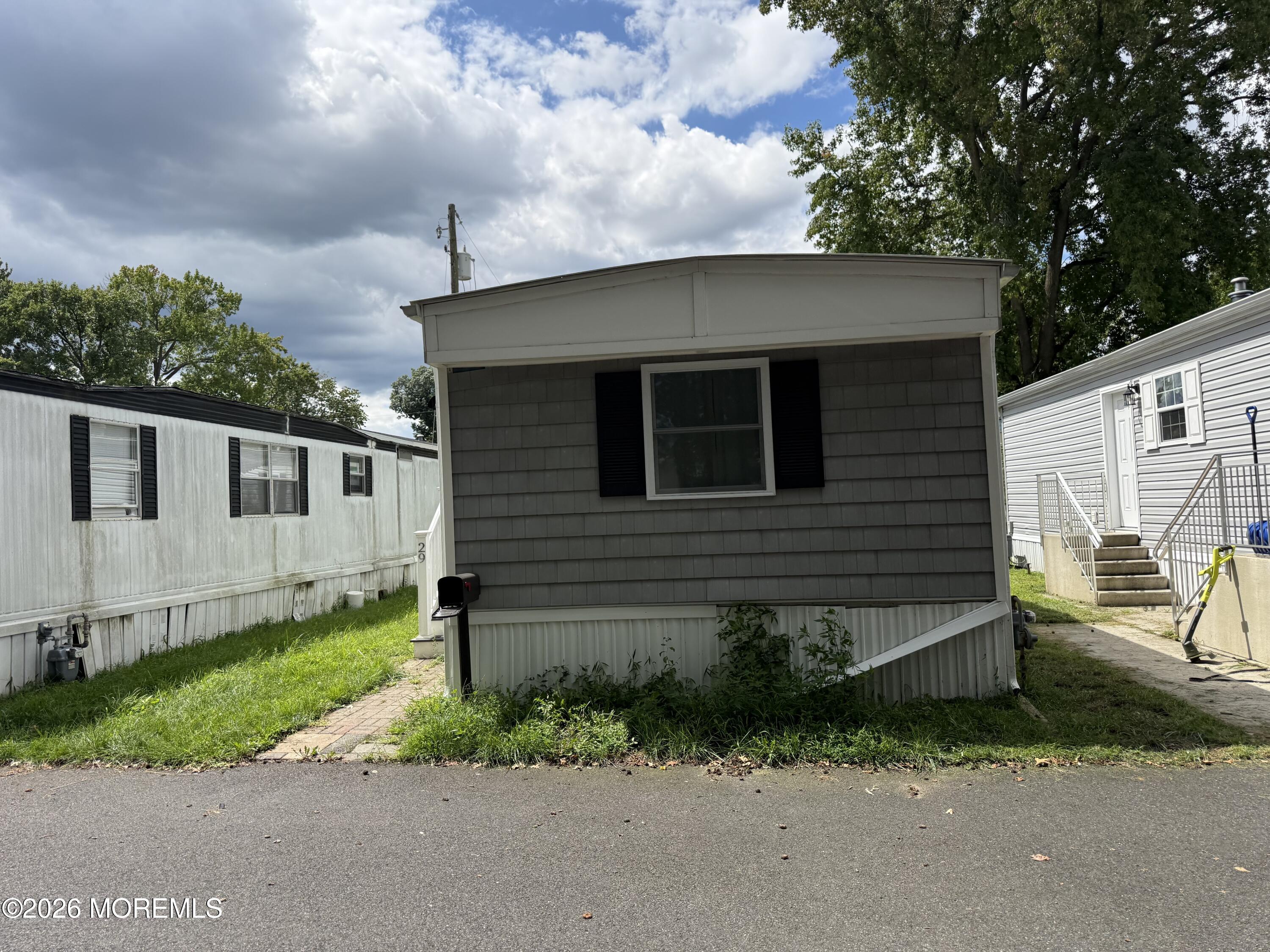 29 Sams Trailer Court Hazlet NJ 07730