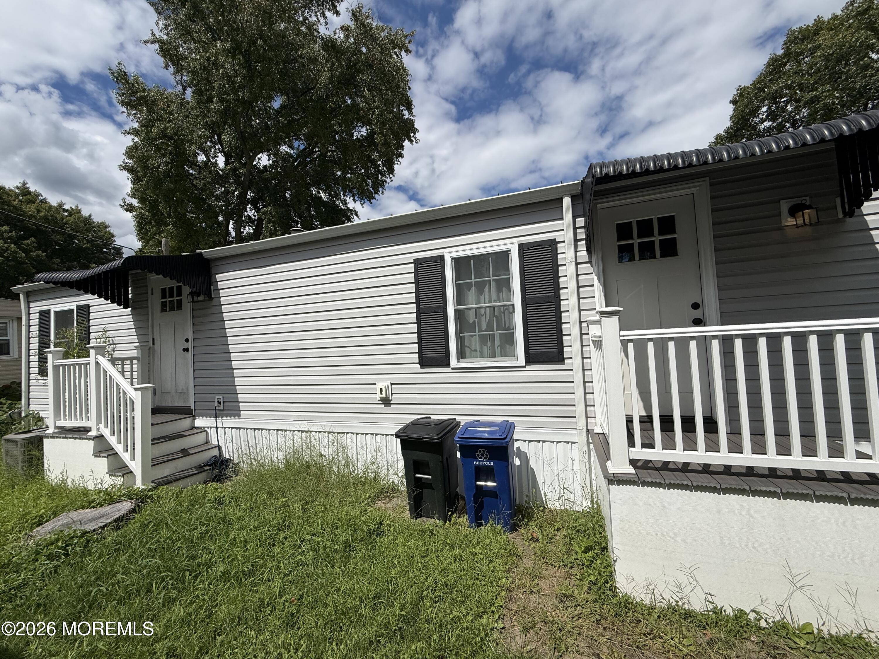 29 Sams Trailer Court Hazlet NJ 07730