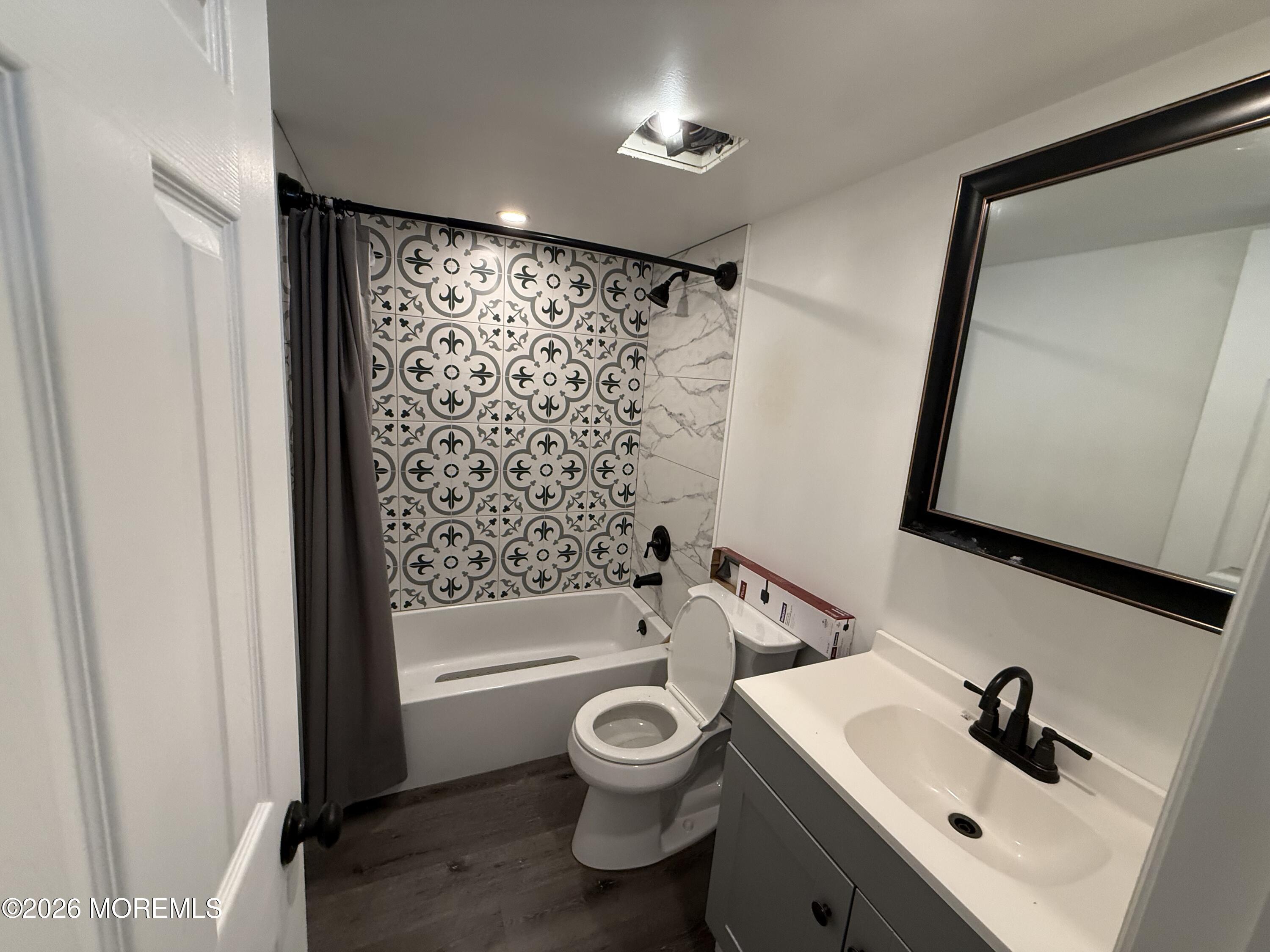 29 Sams Trailer Court Hazlet NJ 07730
