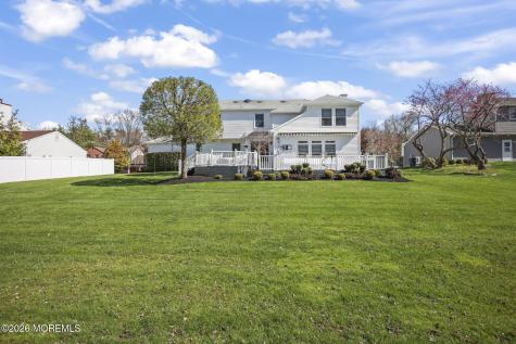 20 Colts Run Marlboro NJ 07746