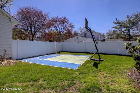 2 Dickson Road Marlboro NJ 07746