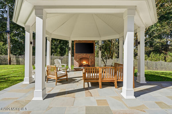 9 Buttonwood Drive Shrewsbury Boro NJ 07702