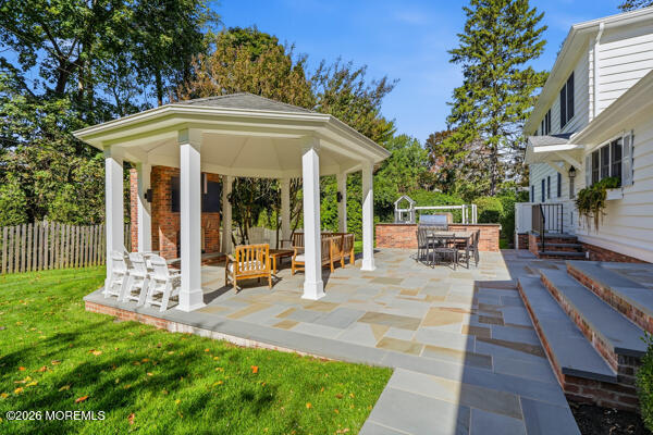9 Buttonwood Drive Shrewsbury Boro NJ 07702