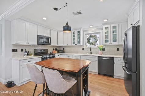 33 Memorial Parkway Atlantic Highlands NJ 07716