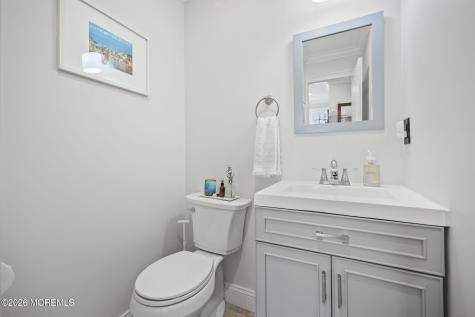 33 Memorial Parkway Atlantic Highlands NJ 07716